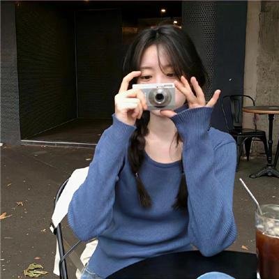 小镇里的国界线